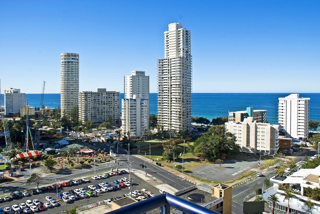 Centrepoint Resort Гоулд Коуст Екстериор снимка